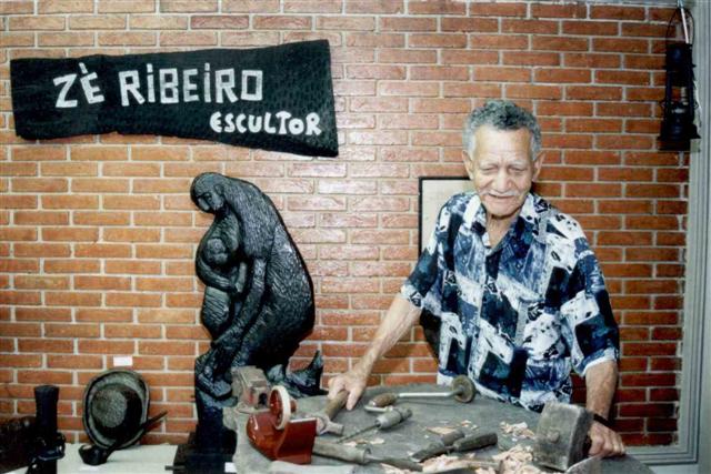 Zé Ribeiro em exposição de 1999
